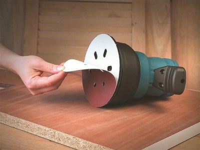 Круг абразивный шлифовальный на липучке 8 отверстий Ø125 P40 (УПАКОВКА ПО 100ШТ)